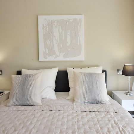 Cannes - 2-Br Flat 15-Min Walk To The Beaches Εξωτερικό φωτογραφία